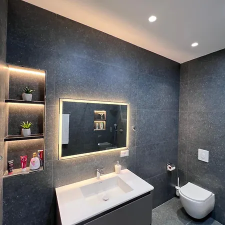 דירה White Star Villa - Studio Apartments With Parking טיראנה