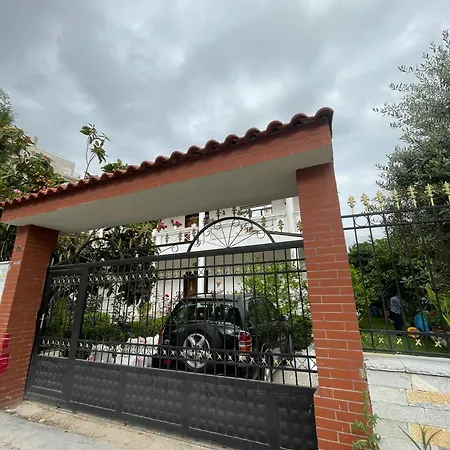 White Star Villa - Studio Apartments With Parking شقة