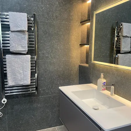 شقة White Star Villa - Studio Apartments With Parking *